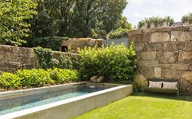 Vandoma Living Suites